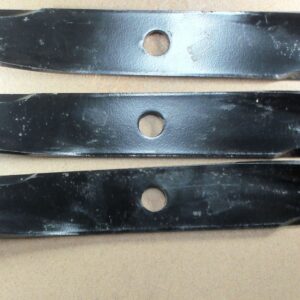 91-805 Oregon 3 Pack Mower Blades 13-7/8″ Compatible with Toro 106077
